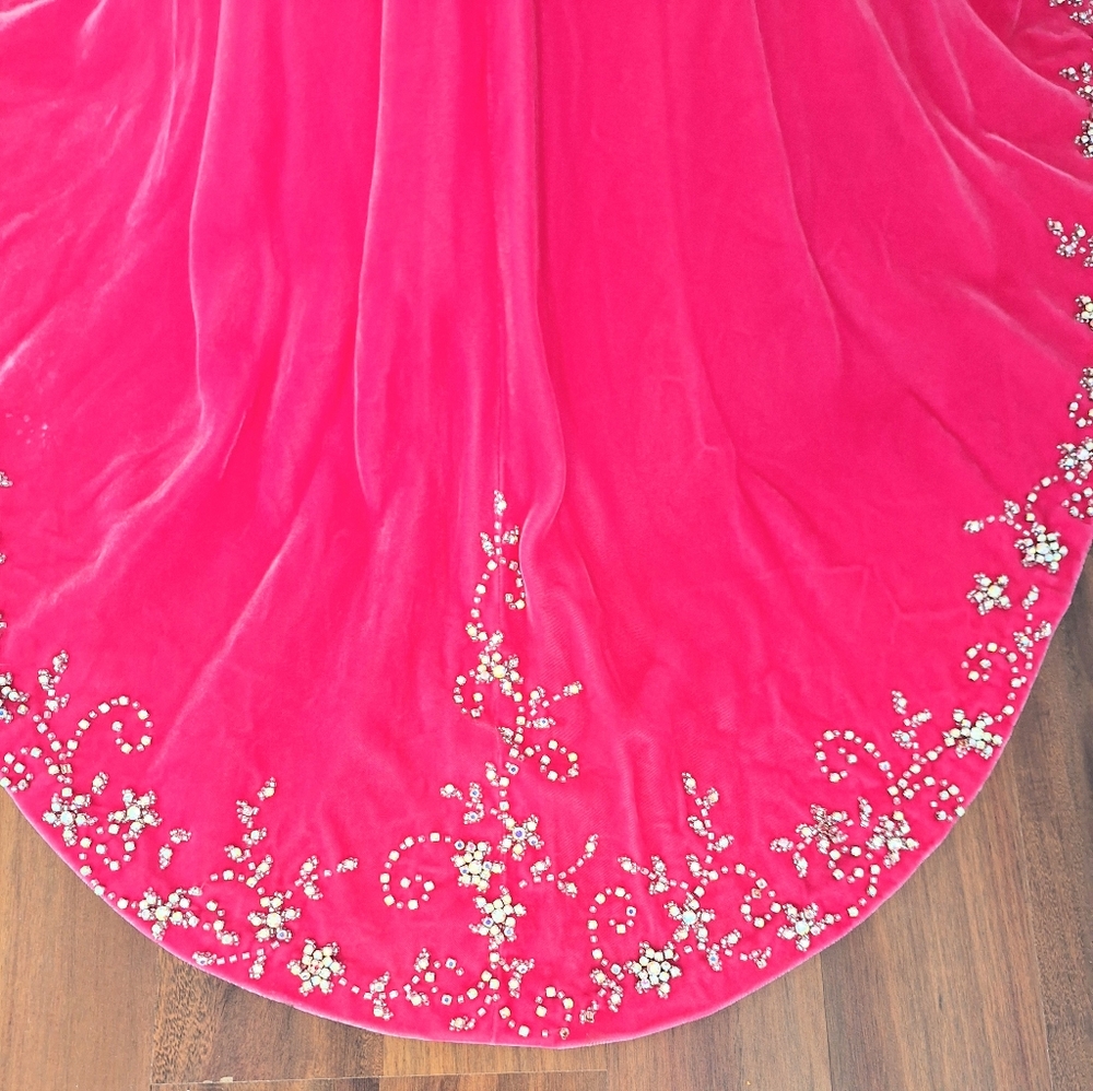 The crown collection pink velvet rhinestone maxi dress sz 4 - Picture 9 of 9